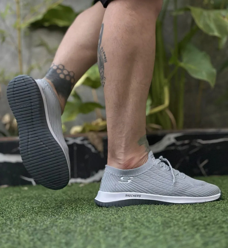 کفش کتونی جورابی مردانه مدل HIVA-Skechers